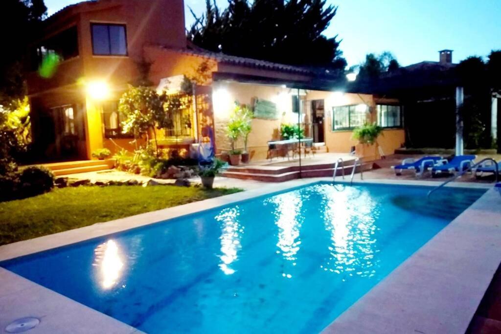 Villa Torrenueva Málaga Eksteriør billede